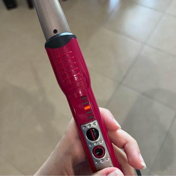 InfinitiPro by Conair Tourmaline Ceramic 1" to 1/2" Curling Wand - Picture 6 of 8